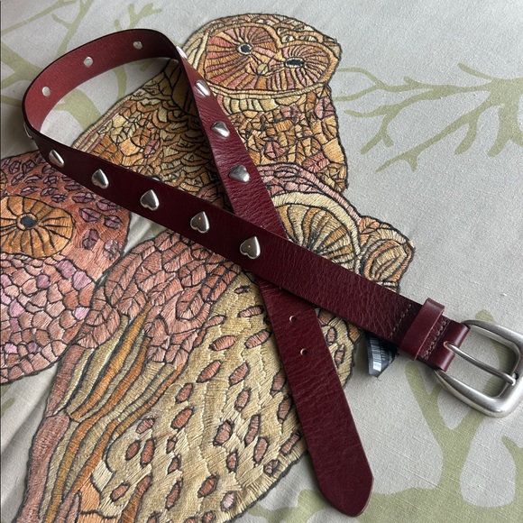 Zara Burgundy Leather Silver Heart-Studded Belt - Picture 2 of 5